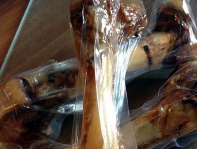 Schweineknochen getrocknet